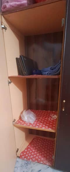 Wooden Almari / wardrobe urgent for sale