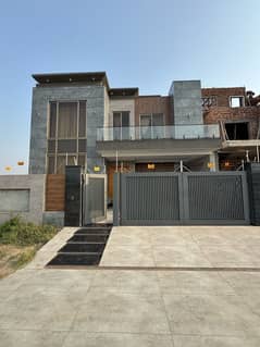 Buy A 20 Marla House For sale In Park Avenue Housing Scheme