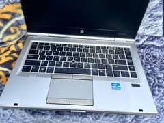 Hp Elitebook 8470p Core i5 3rd generation 4GB Ram 128 GB SSD 14"screen