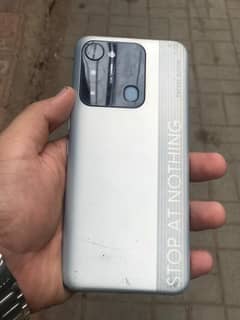 tecno spark 8c 4gb 128gb