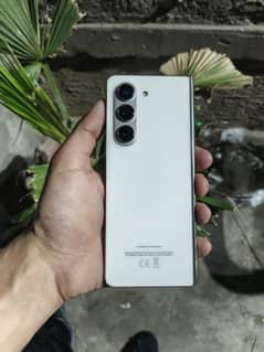 Samsung galaxy Z fold 5 10/10 nonpta