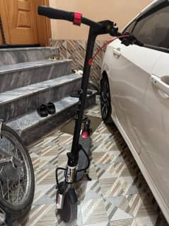 Electric scooty
