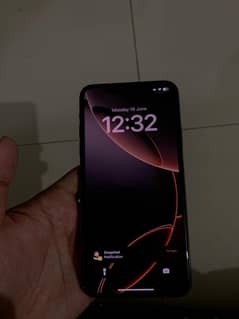iPhone 11pro max factory unlock 256gb health 83