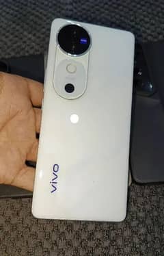 vivo v40 5G mobile 12gb 256gb full box 10bay10 condition