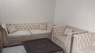 5 Seater Sofa set with 2 tables