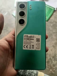 Tecno camon 40 pro
