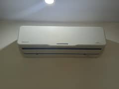 orient 1 ton ac good condition