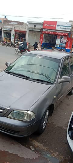 small city car condition 10 by 10 ac hill