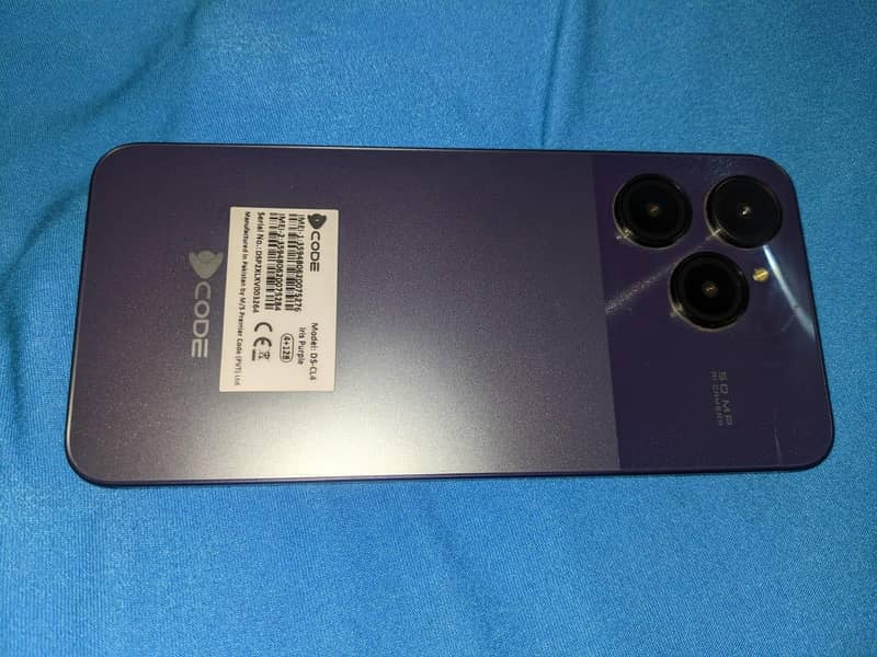 dcode sigl4 for sale only 3 month use 10/10 mobile 6