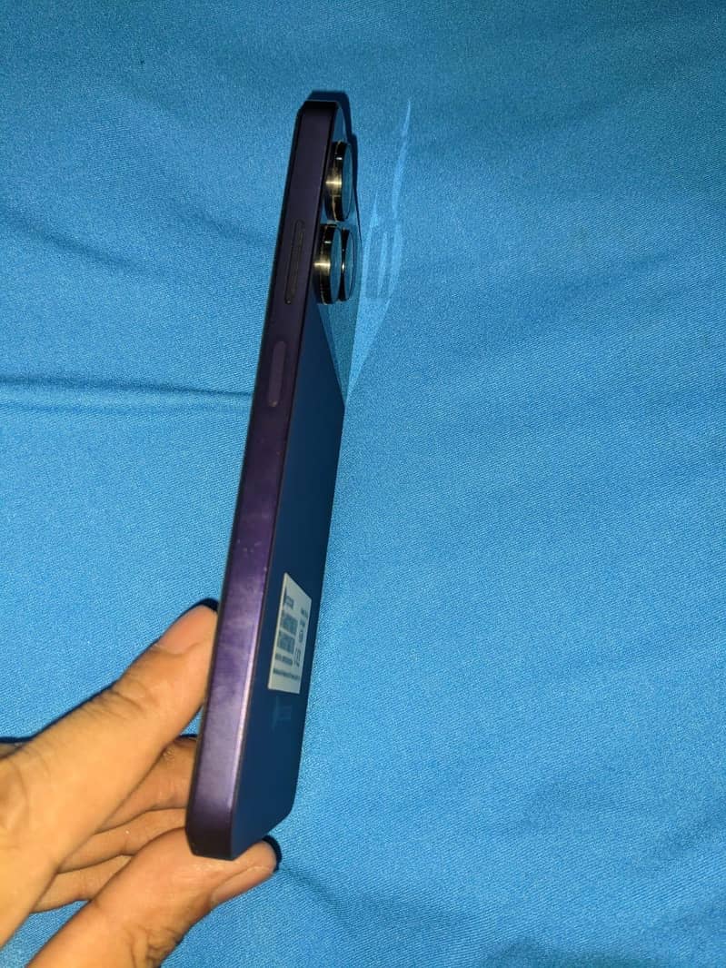 dcode sigl4 for sale only 3 month use 10/10 mobile 7