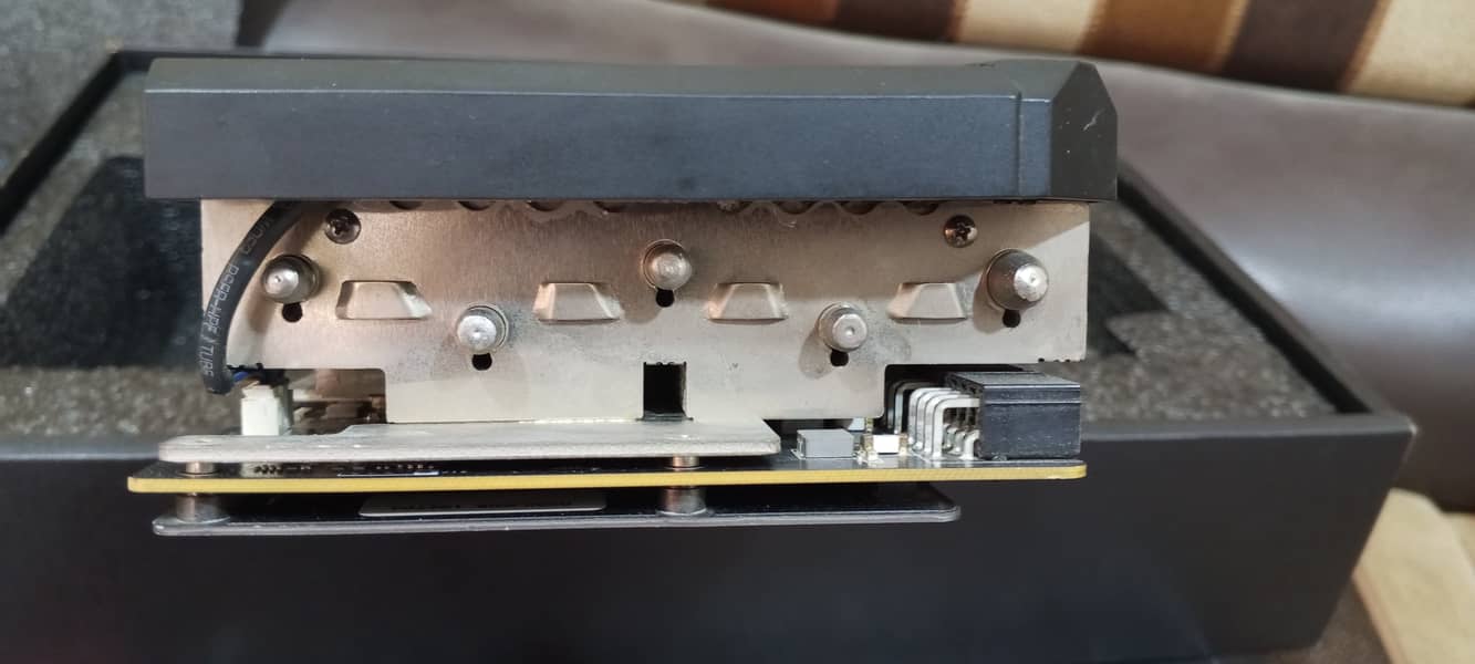 MSI RX 5700 XT GRAPHICS CARD WITH BOX 6