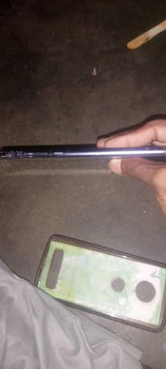 moto Z 4 sab Koch ok he on mobel he penal dim hogaya he call b ata he