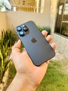Iphone 14 Pro with Box