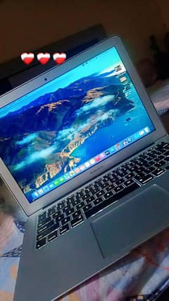 Apple MacBook 2017 for Sale – Great Condition