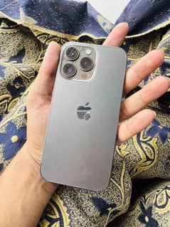 I phone 13pro pta prove 128gb 10/10 with box cable