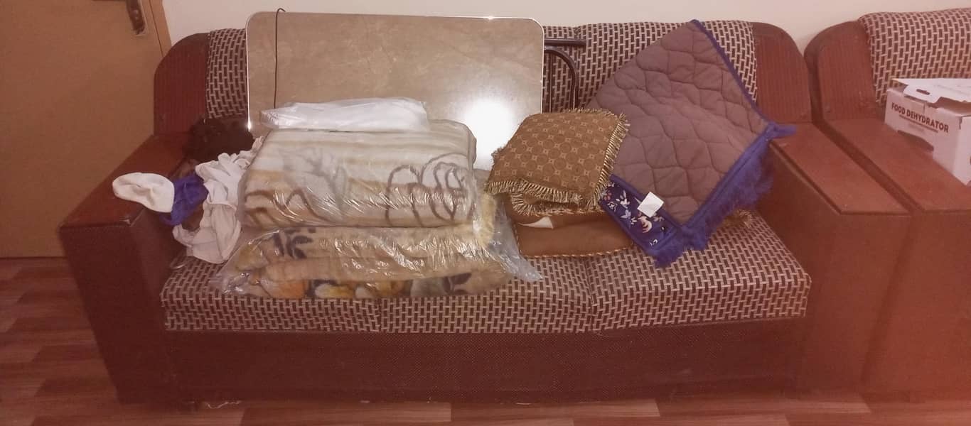 sofa set 3-2-1 condition 9/10 good condition 9/10 2