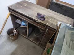 computer table+2 counter's+ shop door