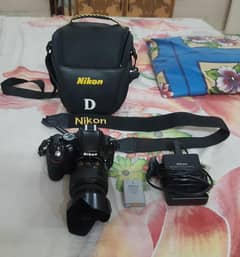 Nikon D5100, Full HD,  Rotatable Screen