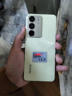 realme