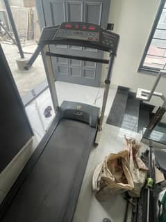 Tread mill