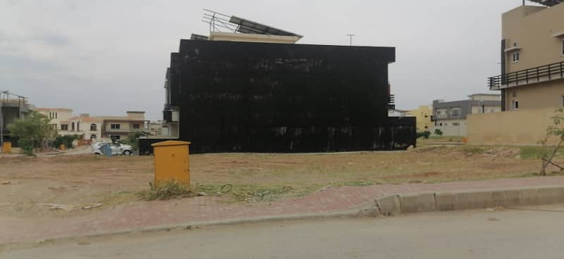 10 Marla Solid Land Plot Available for Sale in Block F-1 1
