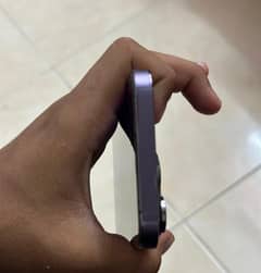 mujhe