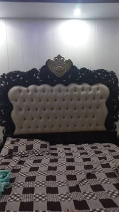 King Bed Set with dressing and showcase
