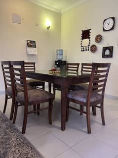6-Seater Dining Table for Sale – Great Condition!