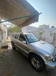 KIA SPORTAGE 2004 AUTOMATIC (PRICE IS NEGOTIABLE)