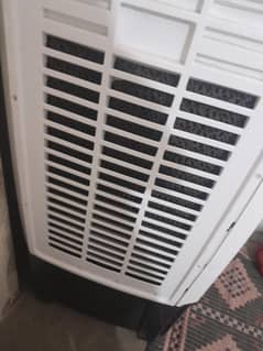 one season used air cooler working in good condition.