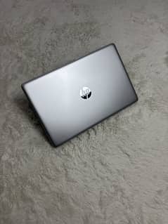 HP Core i5 8th Gen Quad core processor 8GB DDR4/ 128GB  SSD Nvme