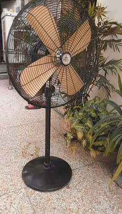 Pedestal Fan for Sale / stand fan for sale