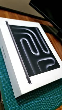 Apple Macbook Pro 16 inch M4 Pro New