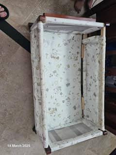 BABY COT