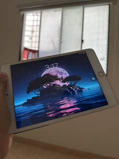 Ipad Mini 4 wifi 128gb gold