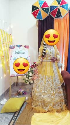 bridal mehndi lehnga