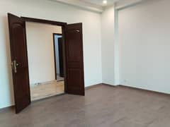 10 Marla House Is Available For Sale