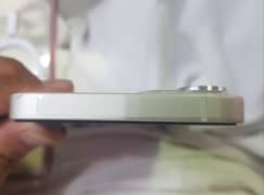iPhone 13jv