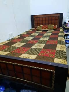 A single bed with matress