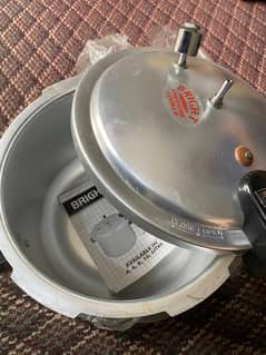 Bright Pressure Cooker