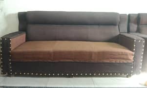 seater sofa set and Double Bed in Good Condition