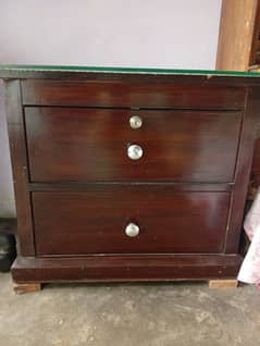 dressing table and side table