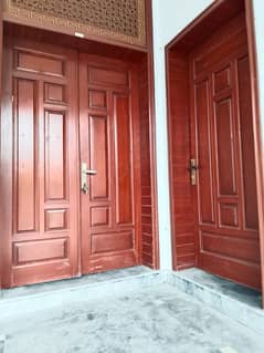 1knl independent House For Rent only silent office