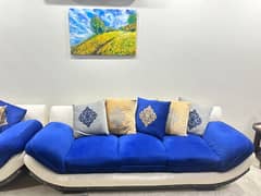 sofa set 6 person sitting