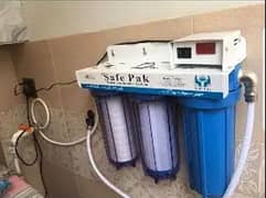 New Safe Pak Triple Stage Water Purifications System With UV Lamp 9"