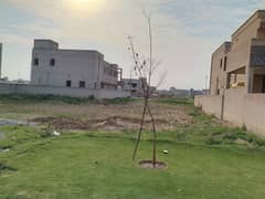 1 Kanal Marvelous Location Residential Plot No 607 For Sale In DHA Phase 6 N Block Lahore