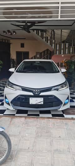 Toyota Corolla grande X Black Interior