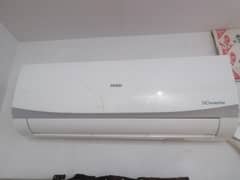 8Haire ac dc inverter good condition