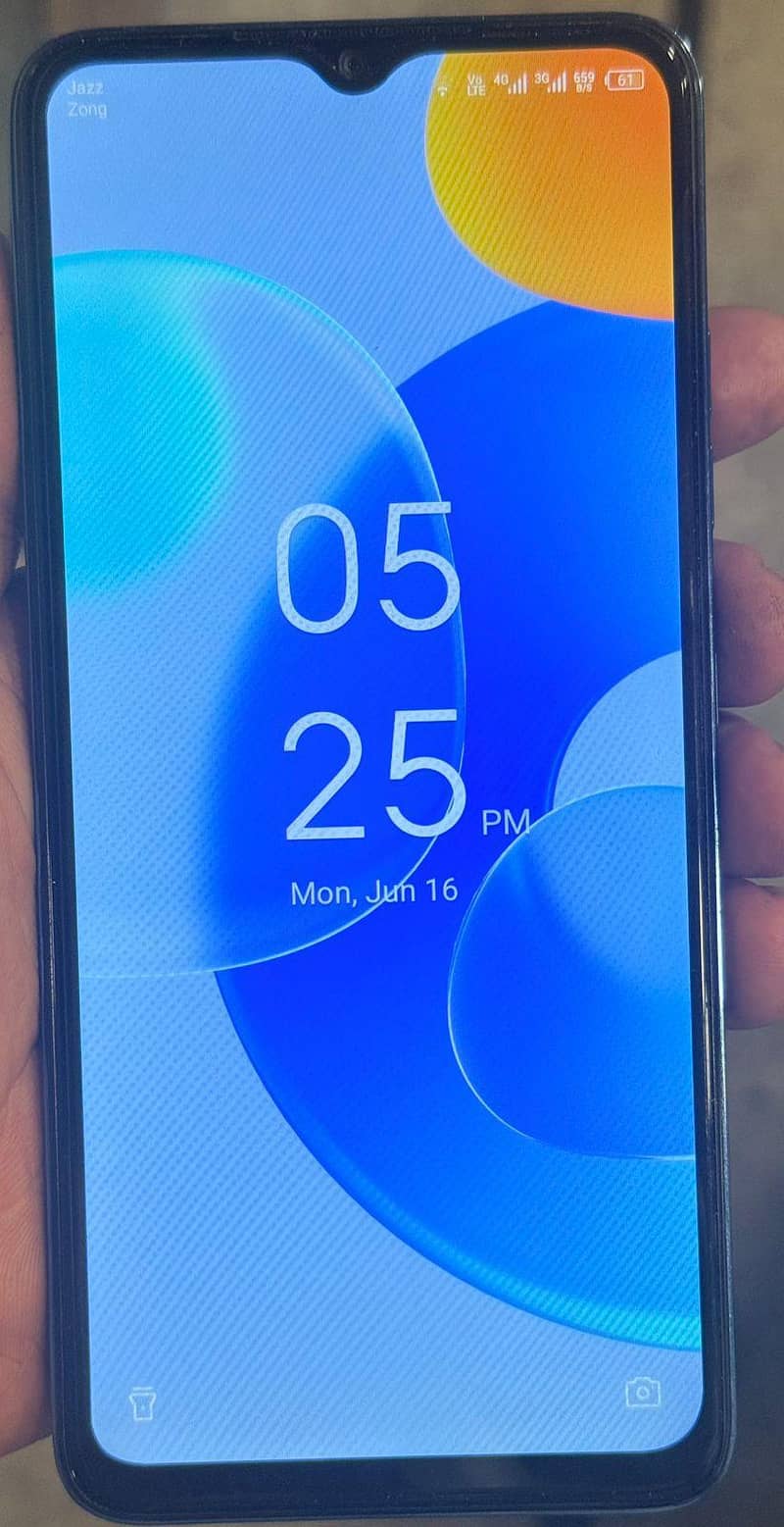 Tecno Spark 10 C 4