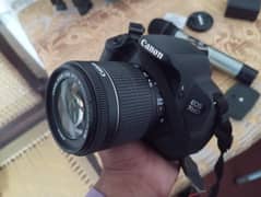 Canon 700D